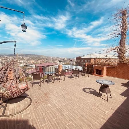 9 Borbalo Street Apartment With Terrace Тбілісі Екстер'єр фото