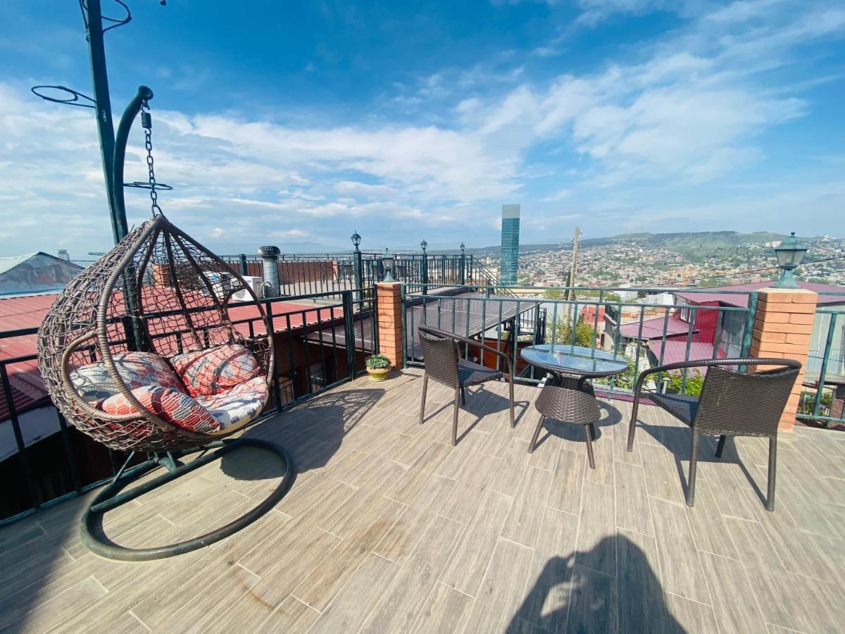 9 Borbalo Street Apartment With Terrace Тбілісі Екстер'єр фото
