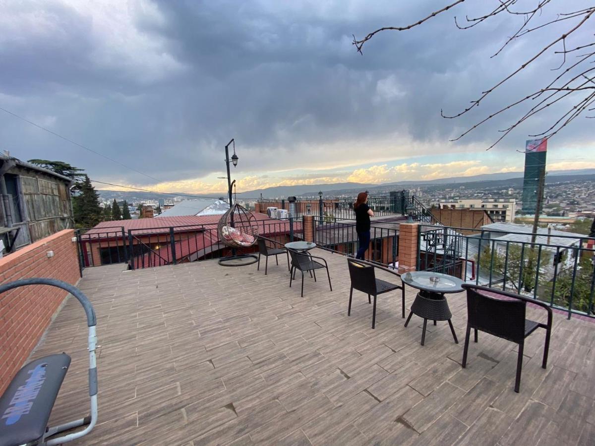 9 Borbalo Street Apartment With Terrace Тбілісі Екстер'єр фото