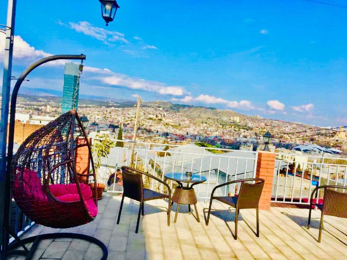 9 Borbalo Street Apartment With Terrace Тбілісі Екстер'єр фото